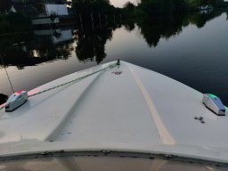 Allein eine Nacht-Tour auf der Dove Elbe