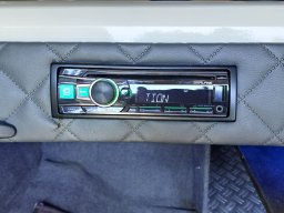Alpine_CD183BT